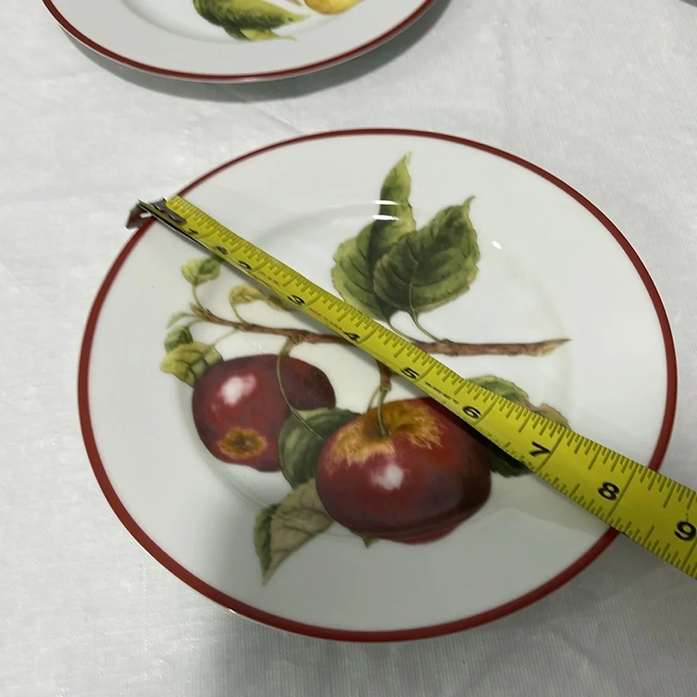 Williams Sonoma Apple Orchard 8.25” Salad Dessert Plates set of 4